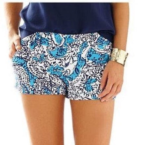 Lilly Pulitzer Walsh Shorts!! - Picture 1 of 4